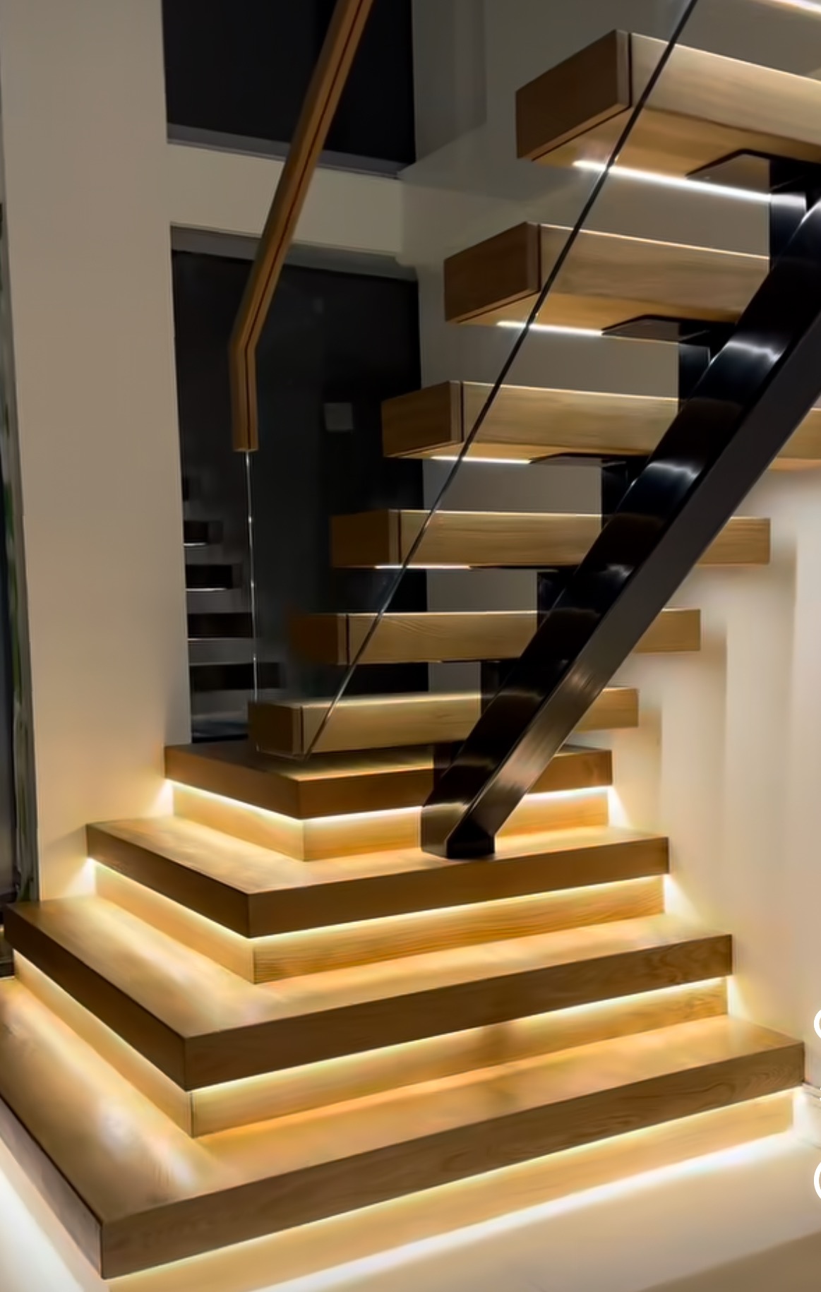 Mono Stringer Staircases
